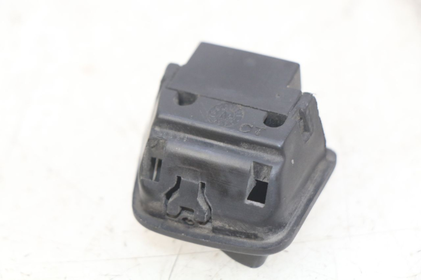 photo de INTERRUPTOR DE LUZ ALTA PIAGGIO ZIP 2T 50 (2009 - 2019)