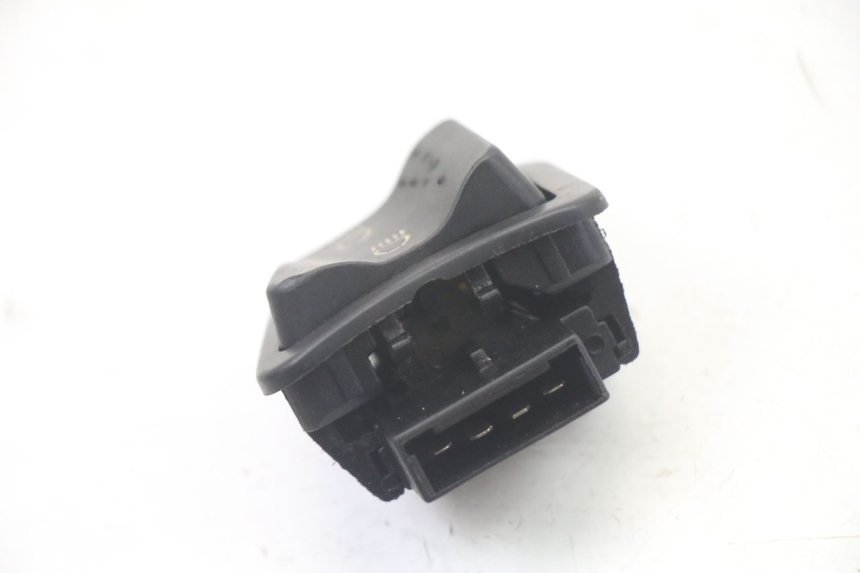 photo de INTERRUPTOR DE LUZ ALTA PIAGGIO ZIP 4T 50 (2018 - 2020)