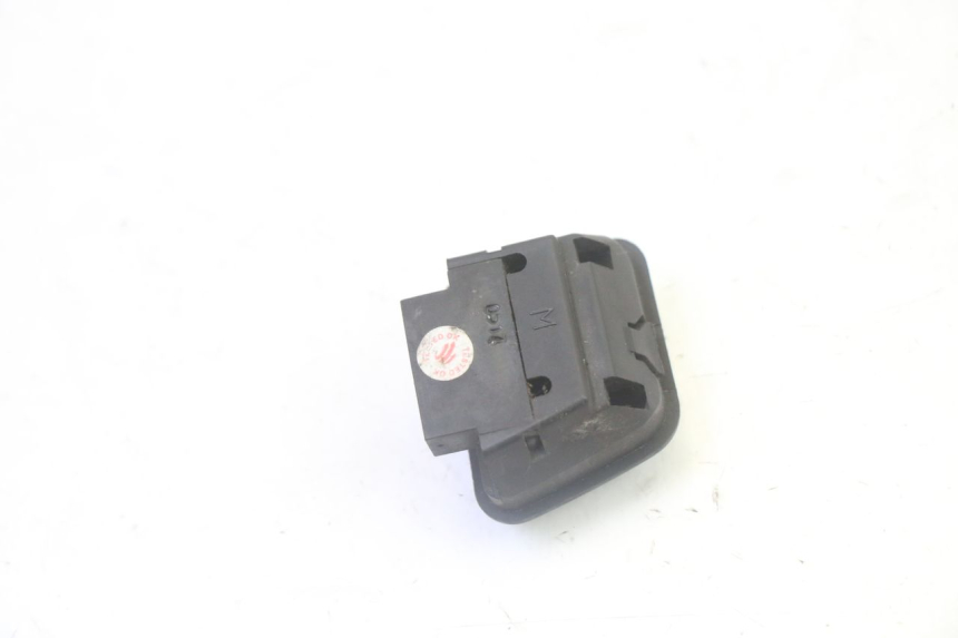 photo de INTERRUPTOR DE LUZ ALTA GILERA RUNNER SP 50 (2009 - 2017)