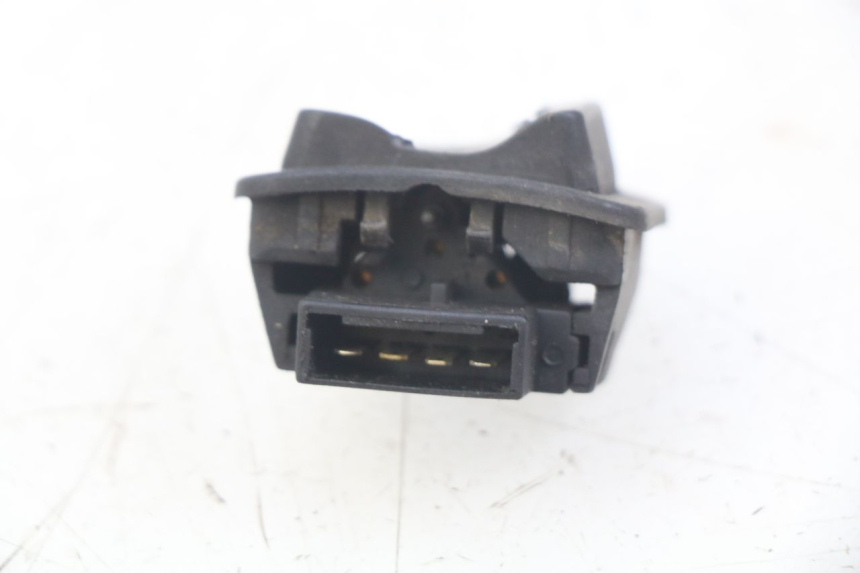 photo de INTERRUPTOR DE LUZ ALTA APRILIA SR 2T 50 (2012 - 2017)