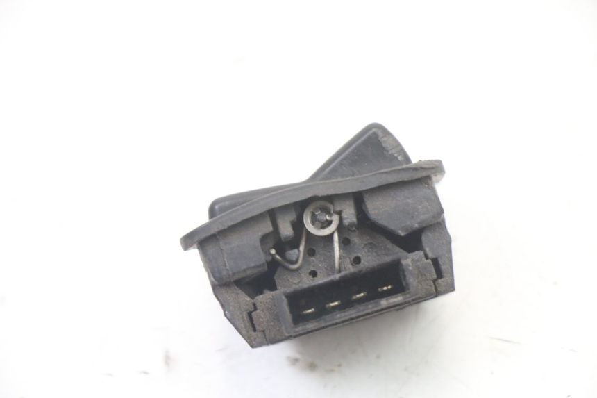 photo de INTERRUPTOR DE LUZ ALTA SYM ORBIT III 3 4T 50 (2018 - 2021)