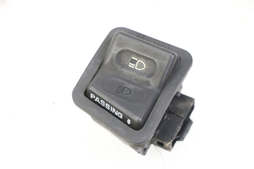 photo de INTERRUPTOR DE LUZ ALTA PEUGEOT TWEET 4T 50 (2018 - 2020)