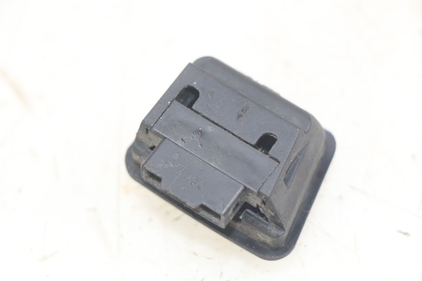 photo de INTERRUPTOR DE LUZ ALTA YAMAHA X-MAX XMAX 250 (2006 - 2009)