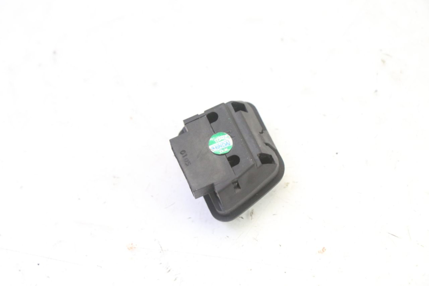 photo de INTERRUPTOR DE LUZ ALTA PIAGGIO X9 EVOLUTION 125 (2003 - 2007)