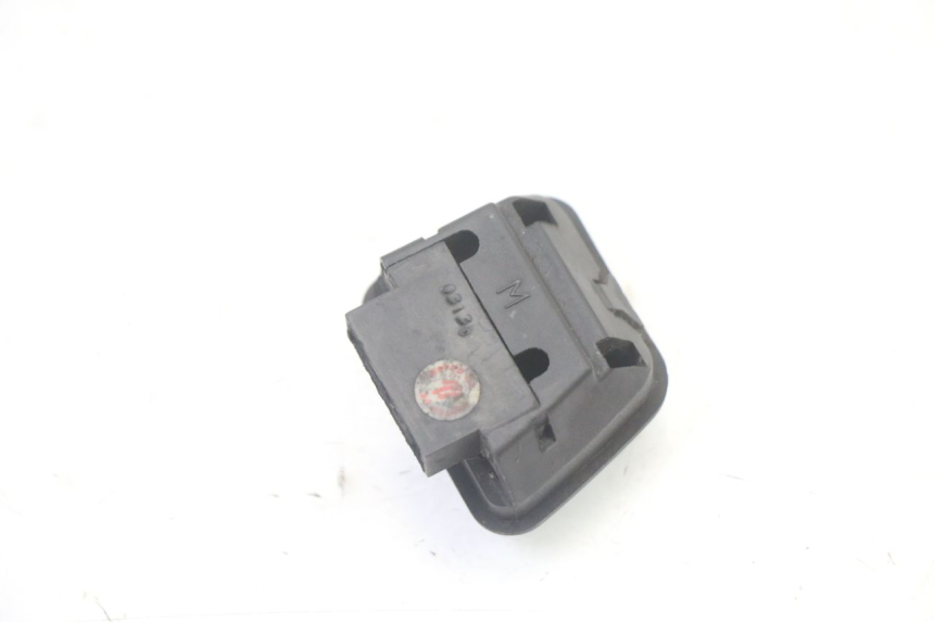 photo de INTERRUPTOR DE LUZ ALTA PIAGGIO XEVO - X EVO 125 (2007 - 2016)