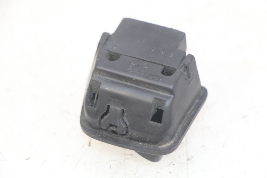 photo de INTERRUPTOR DE LUZ ALTA PIAGGIO ZIP 4T 50 (2018 - 2020)