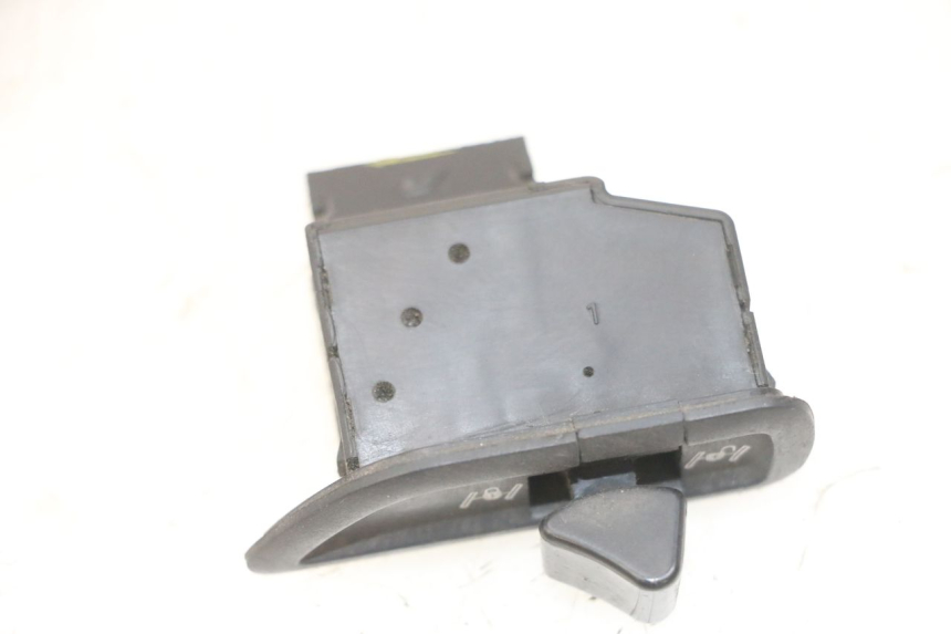 photo de CONMUTADOR ROLL LOCK PIAGGIO MP3 LT 300 (2010 - 2016)