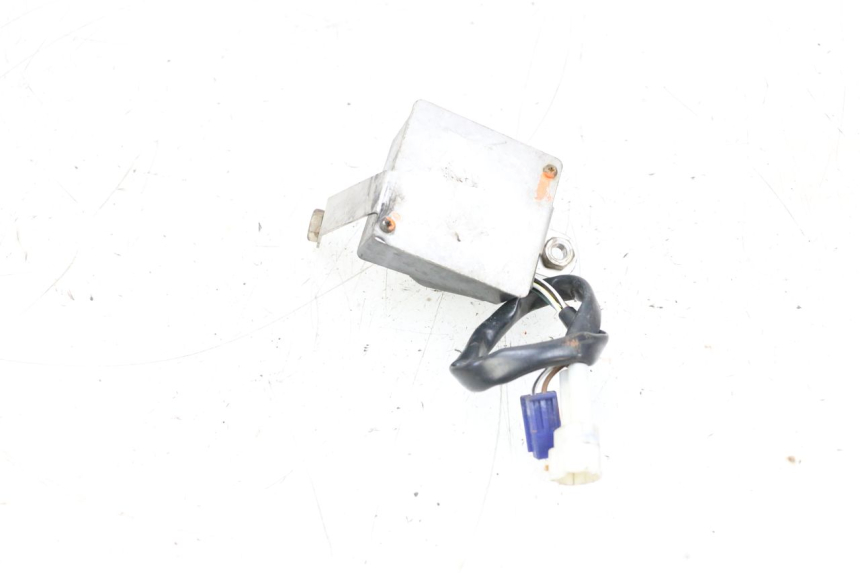 photo de CONMUTADOR YAMAHA TDM ABS 900 (2002 - 2014) - Primer plano técnico