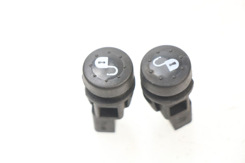 photo de CONMUTADOR PIAGGIO VESPA GTS IE ABS 300 (2016 - 2018)