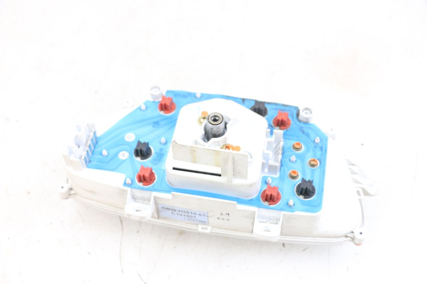 photo de VELOCIMETRO YAMAHA BW'S EASY 50 (2013 - 2016) - Primer plano técnico