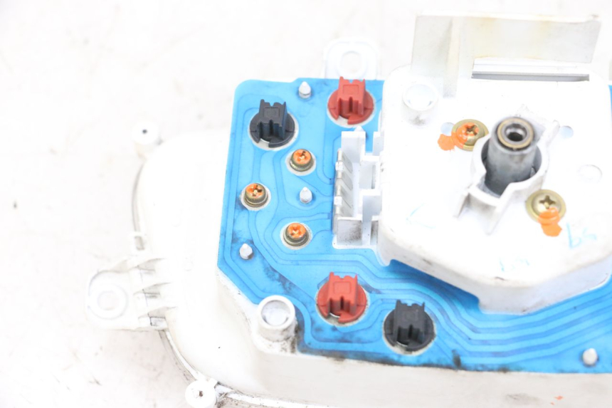 photo de VELOCIMETRO YAMAHA BW'S EASY 50 (2013 - 2016) - Estado de la superficie y material