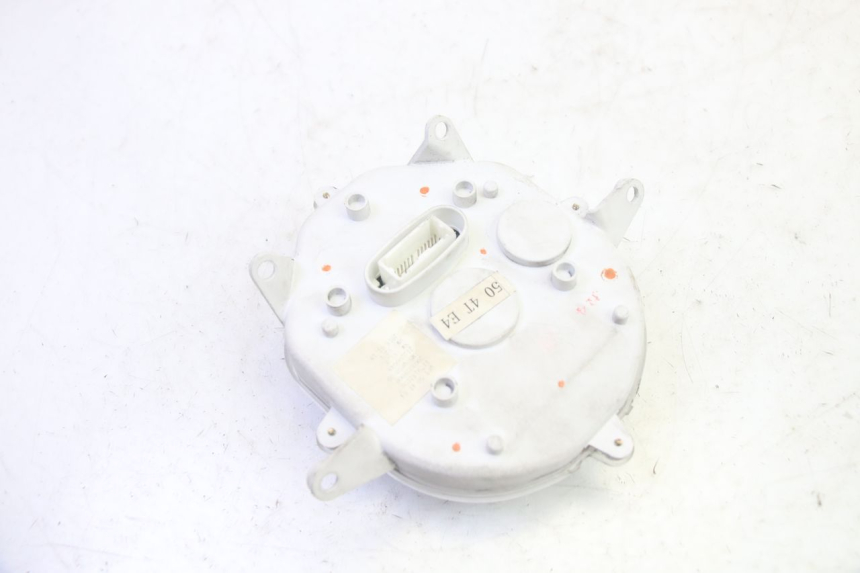 photo de CUENTA KILÓMETROS PEUGEOT DJANGO 4T 50 (2014 - 2019) - Detalles de los puntos de fijación