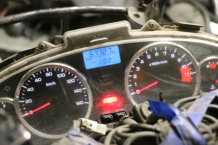 photo de CUENTA KILÓMETROS HONDA FES S-WING SWING ABS 125 (2007 - 2015)