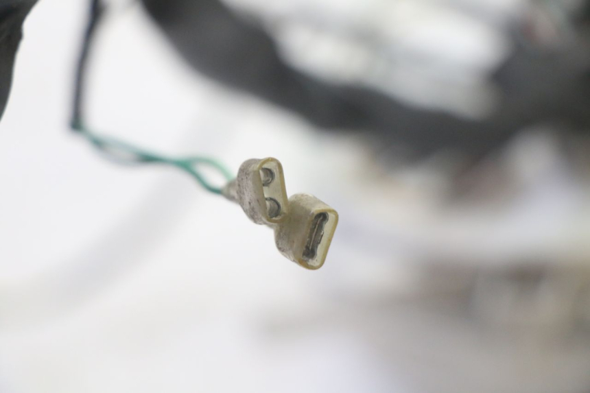 photo de CUENTA KILÓMETROS SYM FIDDLE 3 III 125 (2014 - 2020) - Zoom sobre los componentes