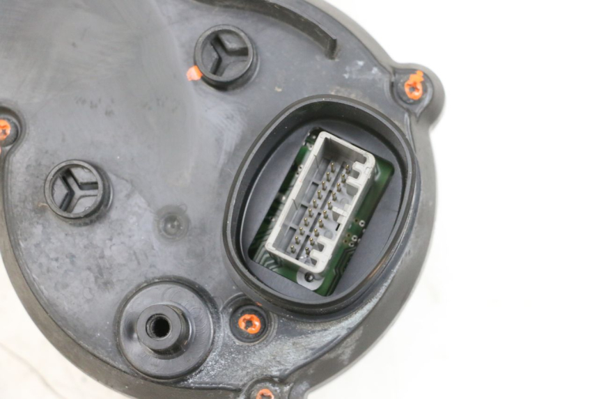 photo de CUENTA KILÓMETROS YAMAHA FJR ABS 1300 (2006 - 2012) - Marcados y referencias originales