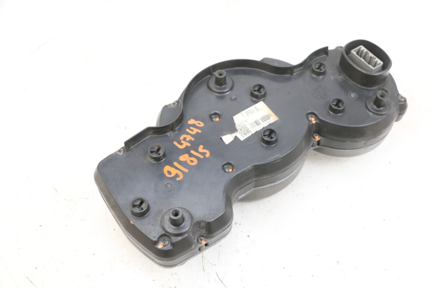 photo de CUENTA KILÓMETROS YAMAHA FJR ABS 1300 (2006 - 2012) - Zoom sobre los componentes