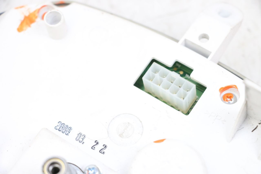 photo de VELOCIMETRO MBK FLAME X 125 (2007 - 2016) - Detalles de los puntos de fijación