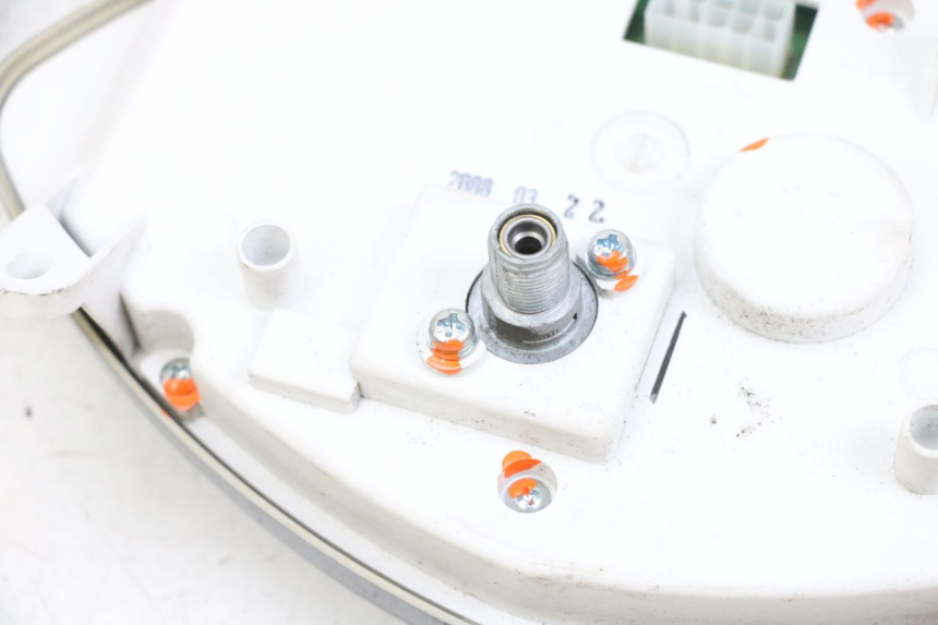 photo de VELOCIMETRO MBK FLAME X 125 (2007 - 2016) - Estado de la superficie y material