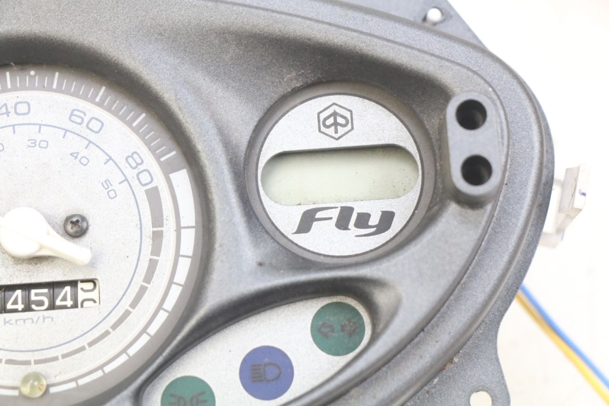 photo de CUENTA KILÓMETROS PIAGGIO FLY 4T 50 (2013 - 2017)