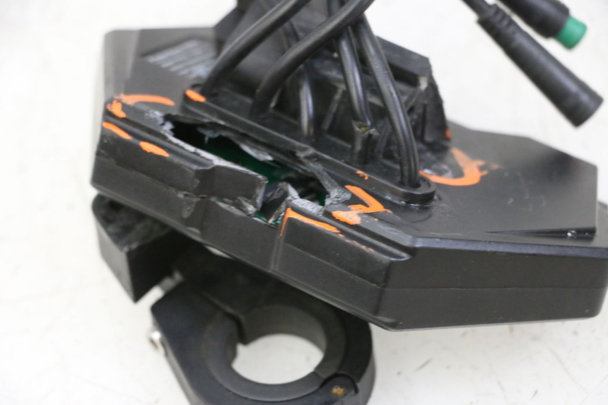 photo de VELOCIMETRO KUKIRIN G2 MASTER 1