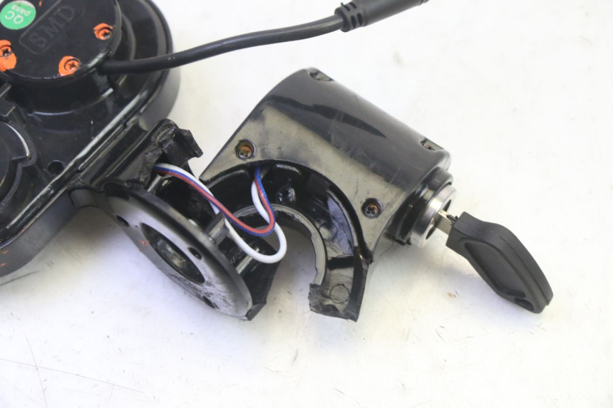 photo de VELOCIMETRO HITWAY H5 1