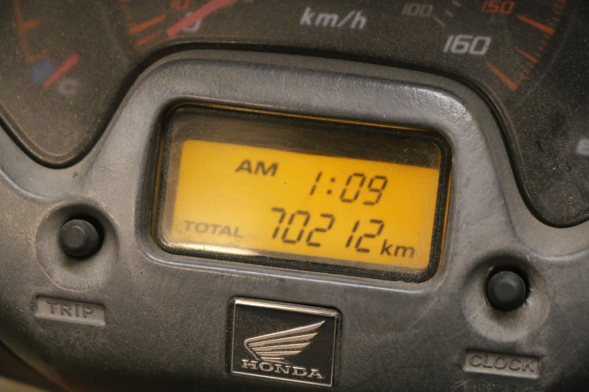 photo de CUENTA KILÓMETROS HONDA FES PANTHEON 125 (2003 - 2007)