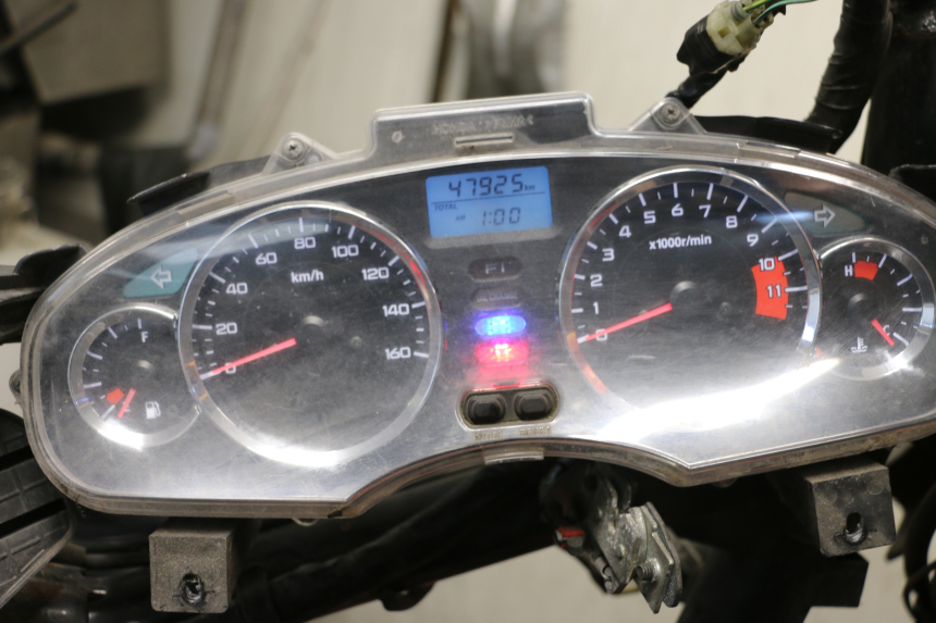 photo de CUENTA KILÓMETROS HONDA FES S-WING SWING ABS 125 (2007 - 2015)