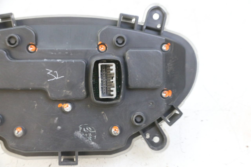 photo de VELOCIMETRO PIAGGIO IE MP3 YOURBAN 300 (2011 - 2016)