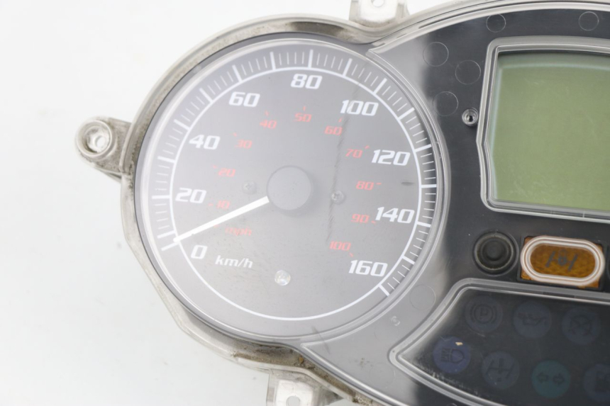 photo de CUENTA KILÓMETROS PIAGGIO MP3 125 (2006 - 2014)