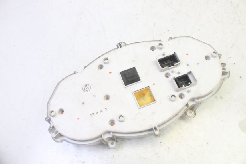 photo de VELOCIMETRO PIAGGIO MP3 RL 250 (2007 - 2010)