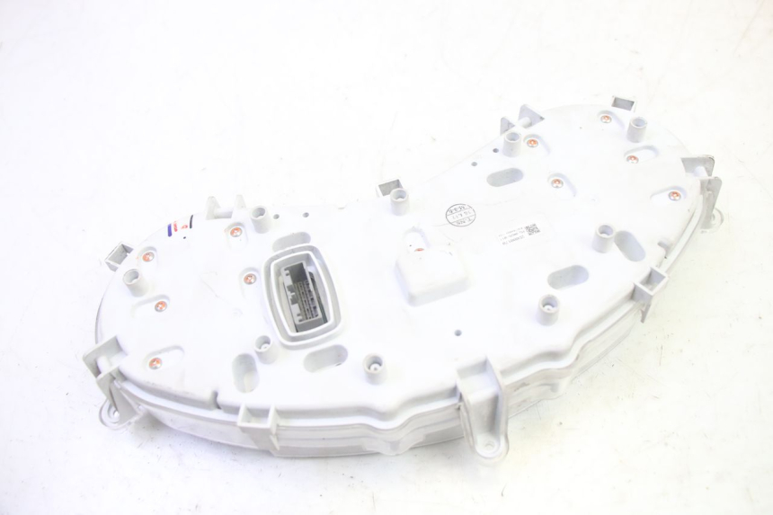 photo de VELOCIMETRO PIAGGIO MP3 500 (2016 - 2018) - Características distintivas