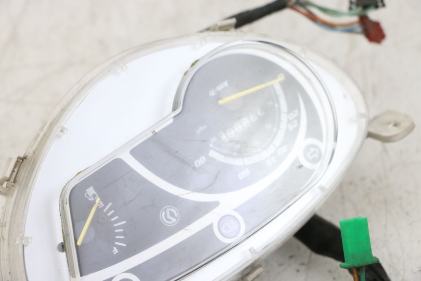 photo de CUENTA KILÓMETROS SYM ORBIT 2 4T 50 (2008 - 2017) - Detalle de la pieza