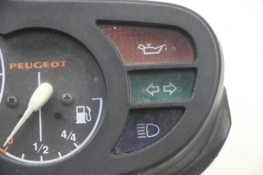 photo de VELOCIMETRO PEUGEOT TREKKER TKR 50 (2005 - 2014)