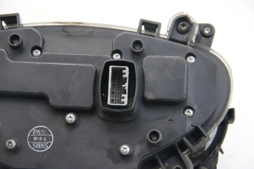 photo de CUENTA KILÓMETROS PIAGGIO BEVERLY 125 (2010 - 2015)