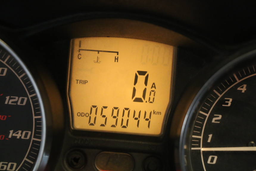 photo de CUENTA KILÓMETROS PIAGGIO MP3 LT 300 (2010 - 2016)