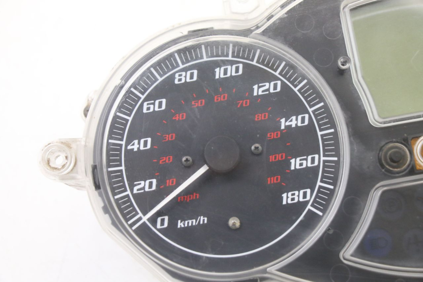 photo de CUENTA KILÓMETROS PIAGGIO MP3 LT 400 (2007 - 2012)