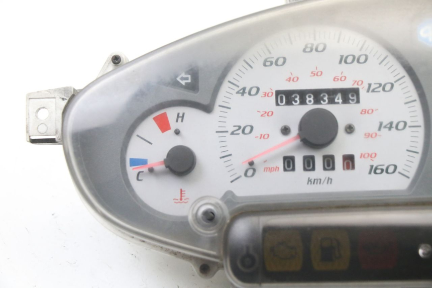 photo de CUENTA KILÓMETROS PIAGGIO X8 125 (2004 - 2007)