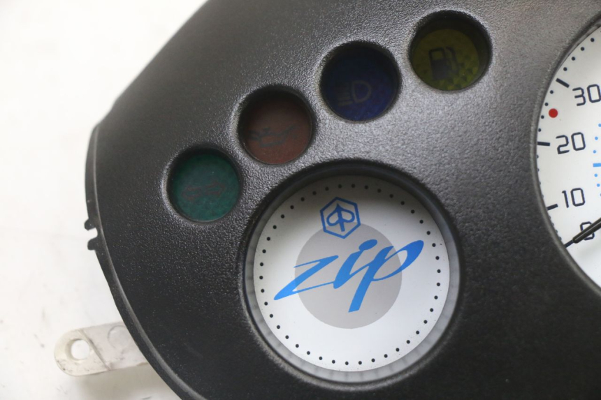 photo de CUENTA KILÓMETROS PIAGGIO ZIP 2T 50 (2009 - 2019)