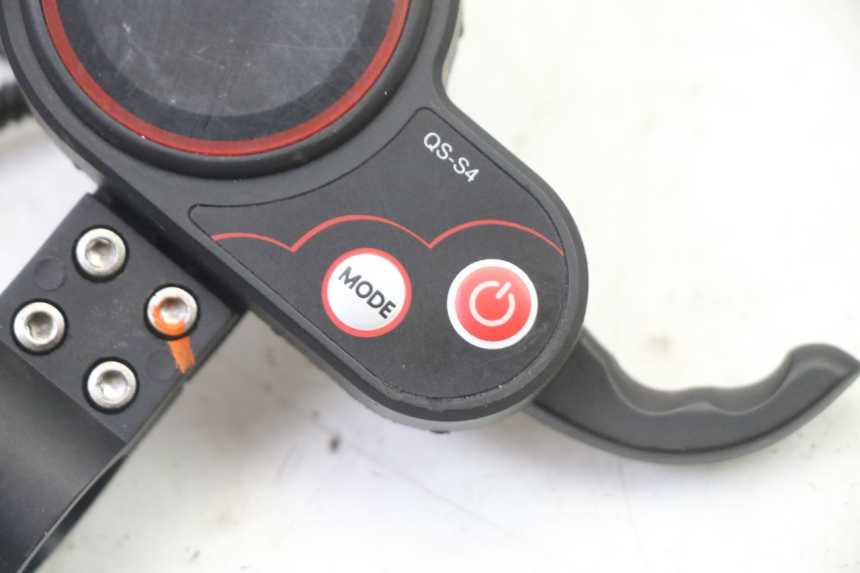 photo de VELOCIMETRO HERO S10 1