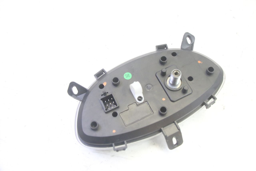 photo de VELOCIMETRO JM MOTORS SANTANA EVO 50 (2024 - 2026) - Estado de la superficie y material