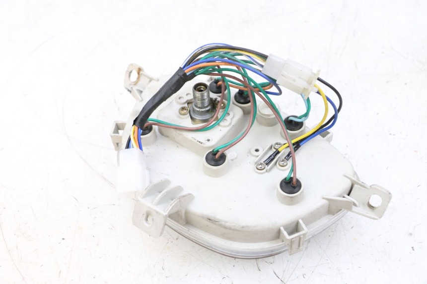 photo de CUENTA KILÓMETROS JM MOTORS SANTANA 50 (2014 - 2023) - Primer plano técnico