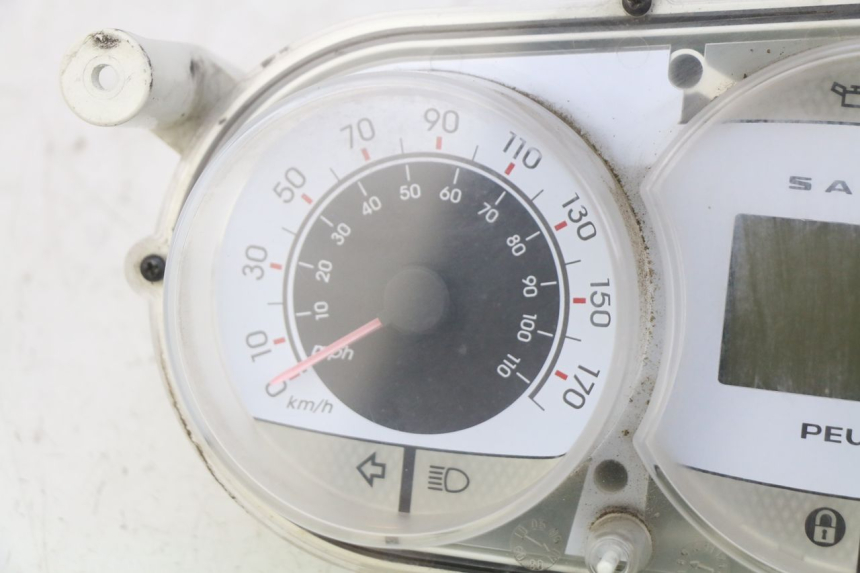 photo de CUENTA KILÓMETROS PEUGEOT SATELIS COMPRESSOR K15 125 (2006 - 2009)