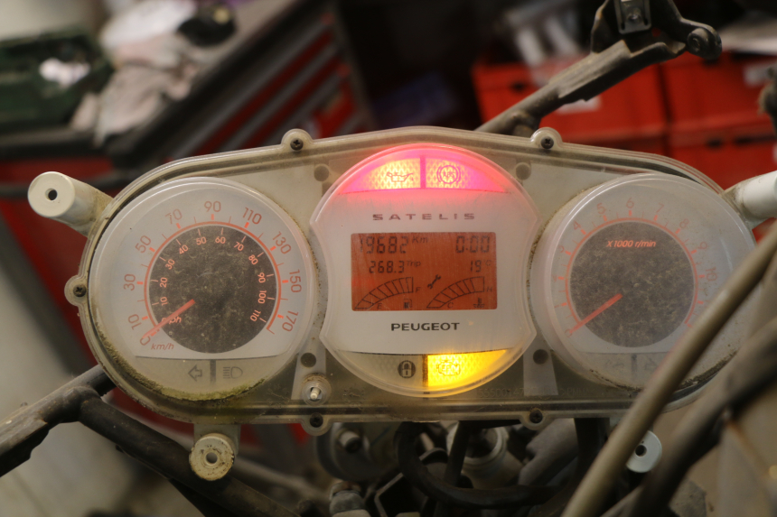 photo de CUENTA KILÓMETROS PEUGEOT SATELIS COMPRESSOR K15 125 (2006 - 2009)