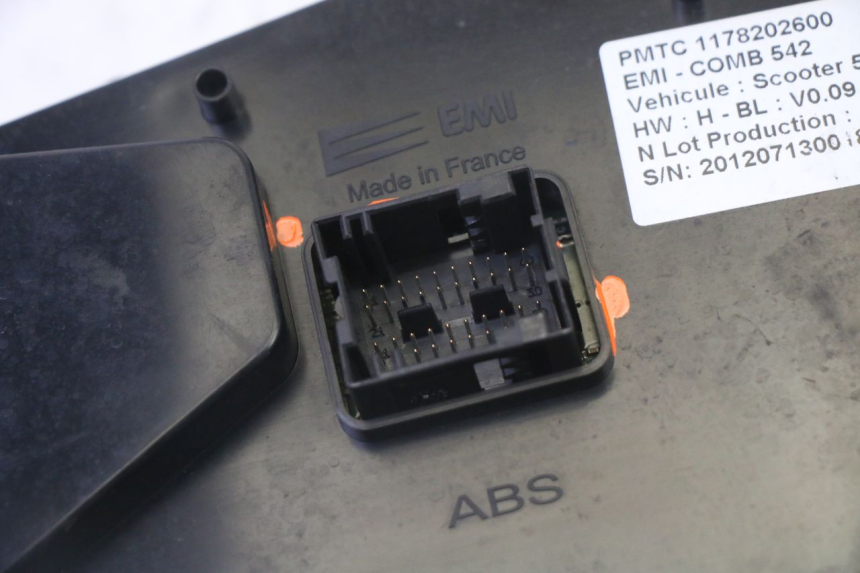 photo de CUENTA KILÓMETROS PEUGEOT SATELIS 125 (2010 - 2012)