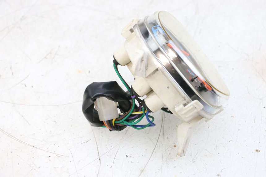 photo de VELOCIMETRO NECO TEMPO 4T 50 (2022 - 2026) - Detalles de los puntos de fijación