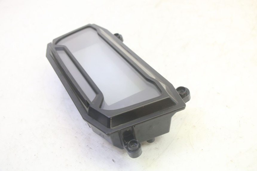 photo de VELOCIMETRO YAMAHA TRICITY 300 (2020 - 2024) - Detalles de los puntos de fijación