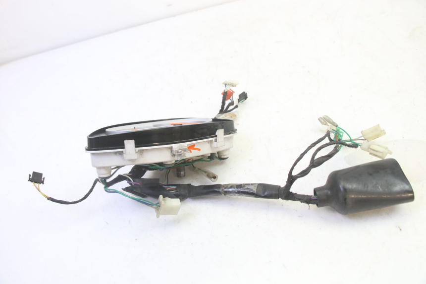 photo de CUENTA KILÓMETROS PEUGEOT TWEET 4T 50 (2018 - 2020)