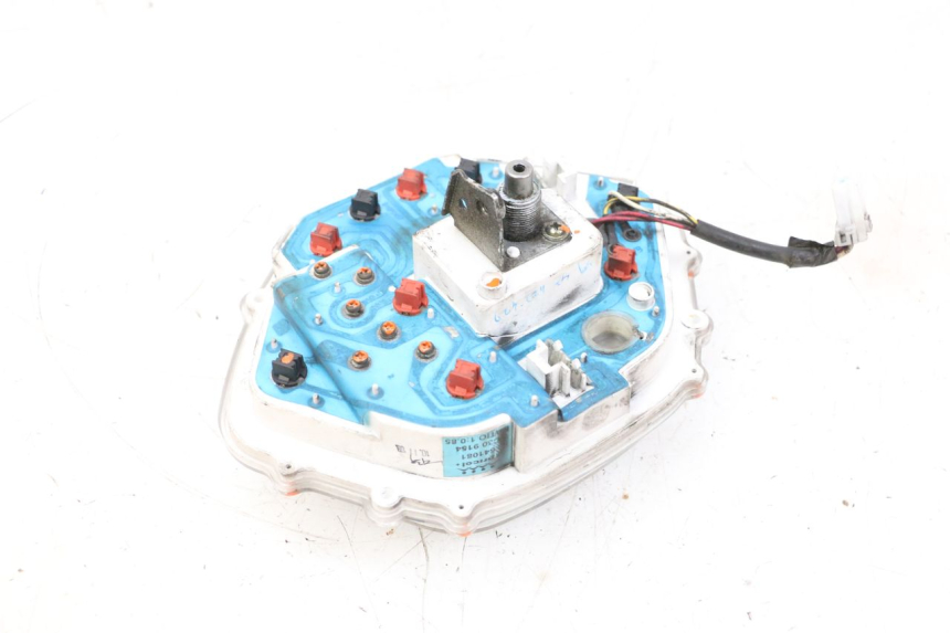 photo de VELOCIMETRO PIAGGIO VESPA GTS SUPER IE 125 (2009 - 2016) - Otra vista del artículo