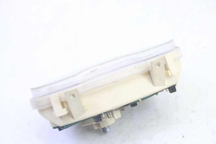 photo de VELOCIMETRO PEUGEOT VIVACITY 100 (1999 - 2008) - Primer plano técnico