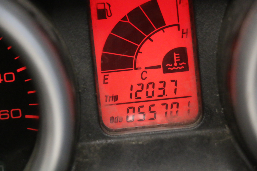 photo de CUENTA KILÓMETROS YAMAHA X-MAX XMAX 125 (2010 - 2014)